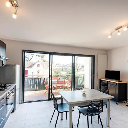 Lägenhet Imarena, Elegance Et Vue Port *