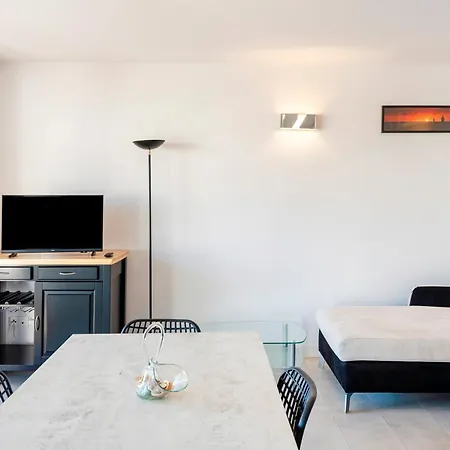 Imarena, Elegance Et Vue Port