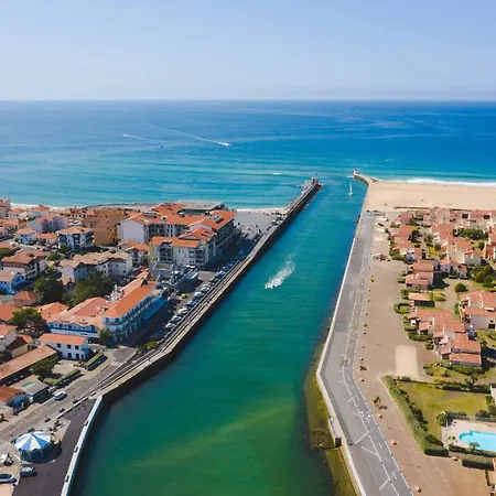 Imarena, Elegance Et Vue Port