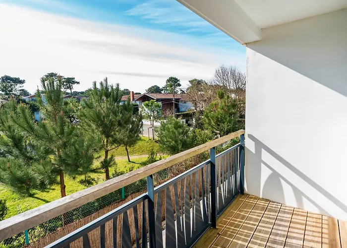 Imarena, Elegance Et Vue Port